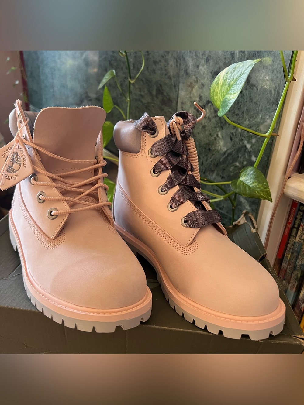 Timberland Light Pink Gray Premium 6” Waterproof Winter Boots Junior Size 4, NWT